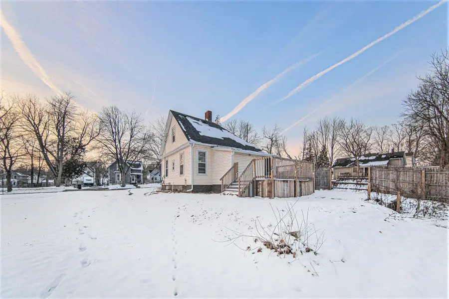 1023 Maple Avenue, Jackson, MI 49203 - Image #3