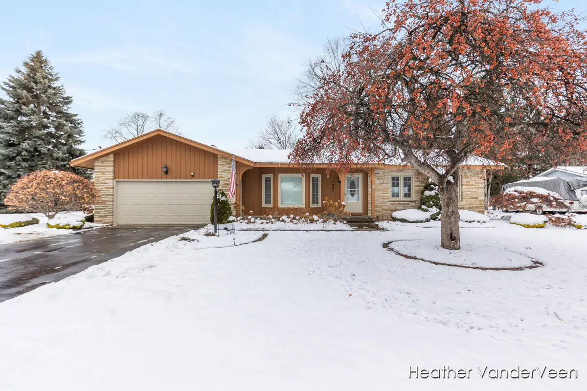 7951 Engelhurst Court, Jenison, MI 49428 - Image #1