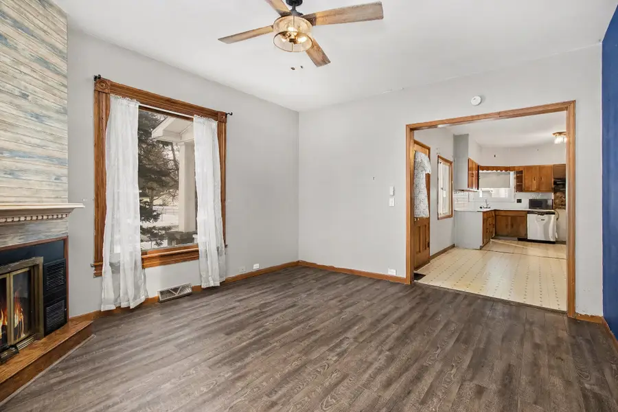 604 E 2nd Street, Lawton, MI 49065 - Image #3