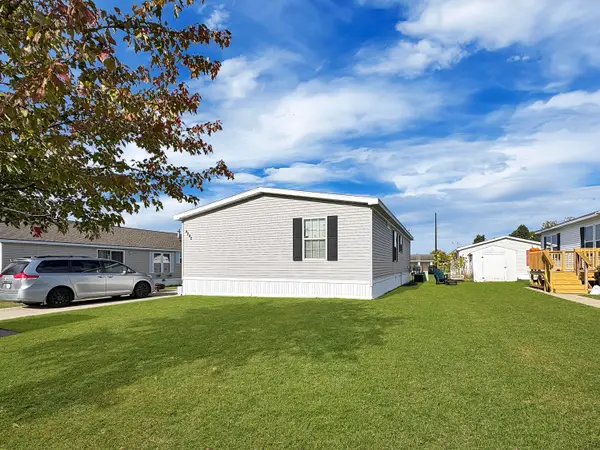 4282 Scarborough Avenue, Wayland, MI 49348