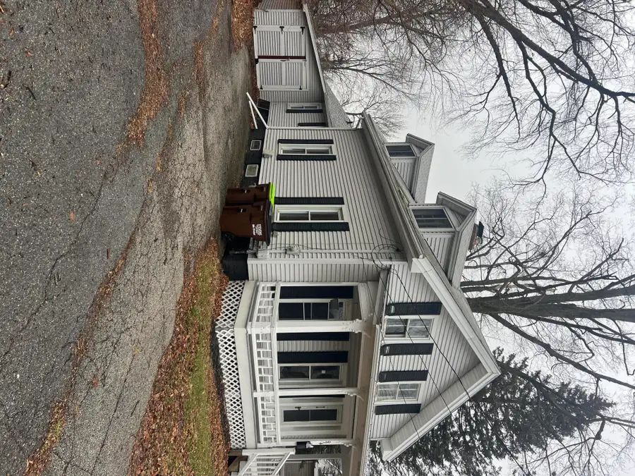 914 W Maumee Street, Adrian, MI 49221 - #3