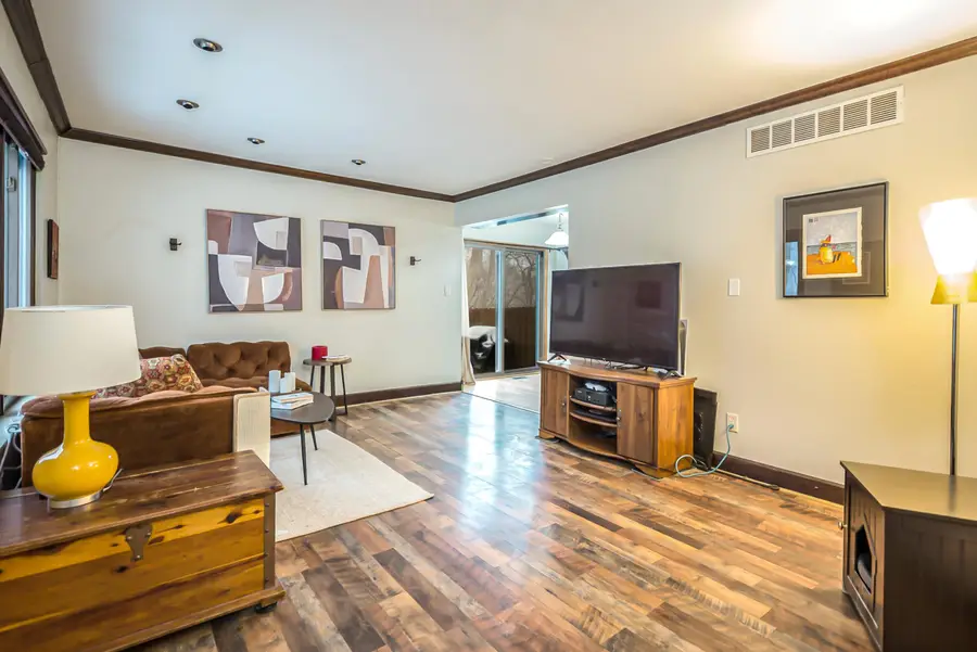 2938 Roundtree Boulevard, Ypsilanti, MI 48197 - Image #2