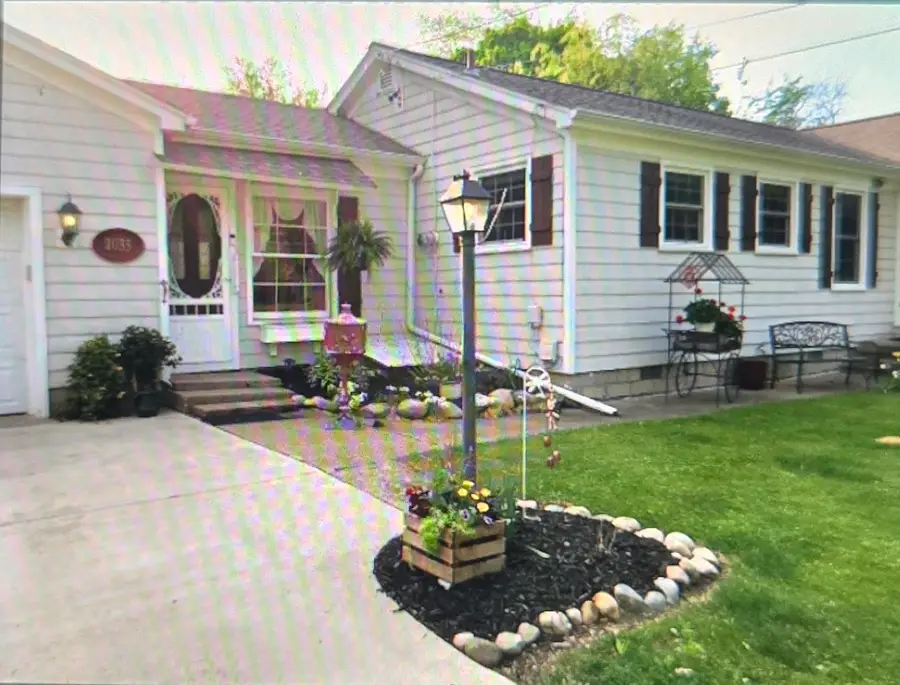 1035 Maple Street, Albion, MI 49224 - Image #2