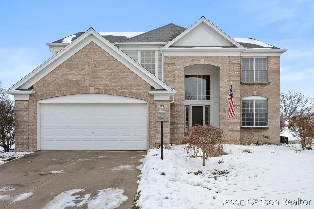 7193 Crystal View Drive Se, Caledonia, MI 49316 - Image #1
