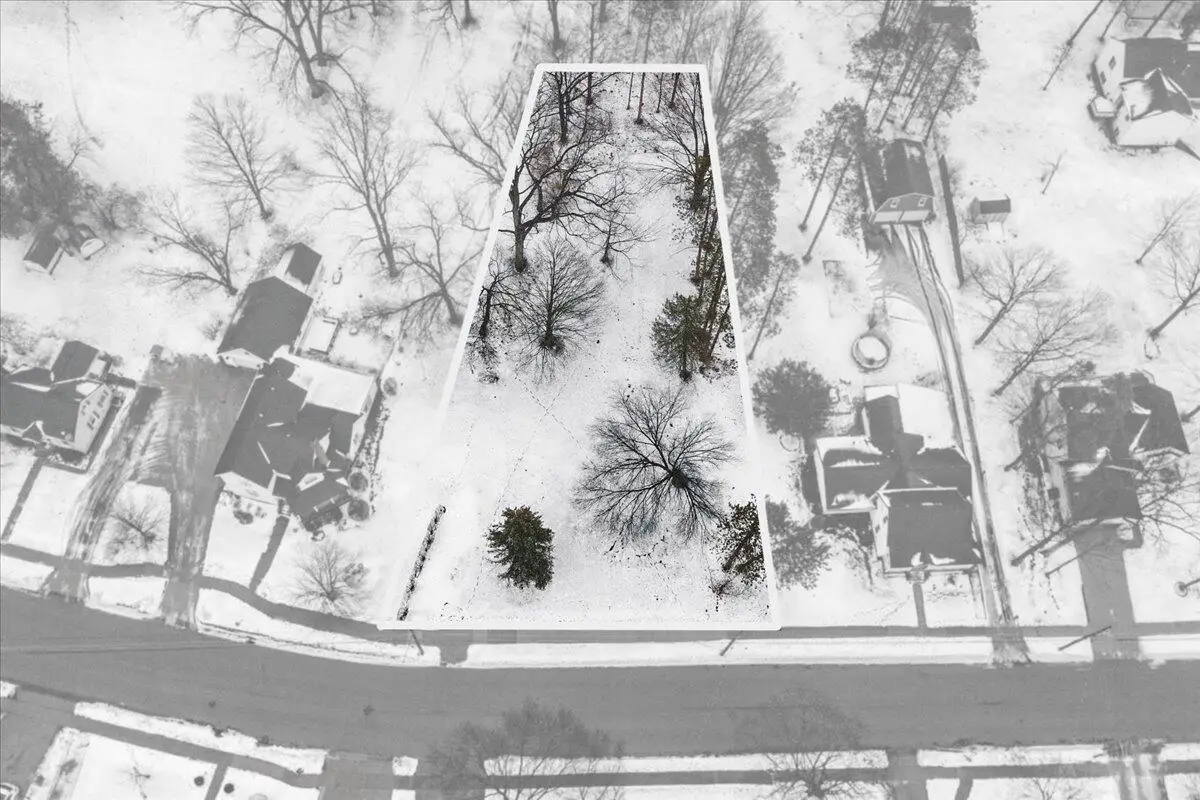 611 N Jefferson Street, Lowell, MI 49331 - Image #1