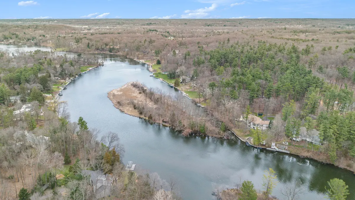 1885 Timber Trail Drive Se, Ada, MI 49301 - #1