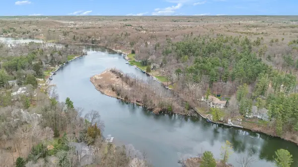 1885 Timber Trail Drive Se, Ada, MI 49301