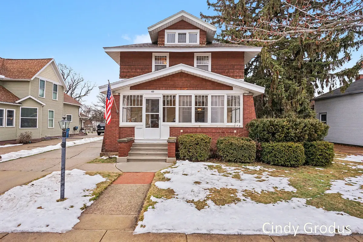 49 W Main Avenue, Zeeland, MI 49464 - Image #1