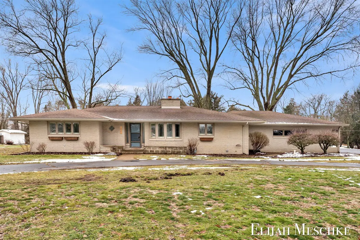 296 Henry Street, Coopersville, MI 49404 - #1