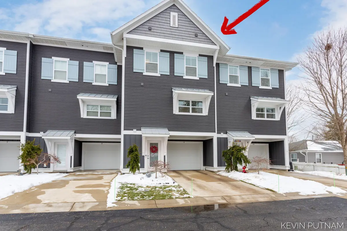 160 Keewatin Way #Unit D/9, Douglas, MI 49406 - #1