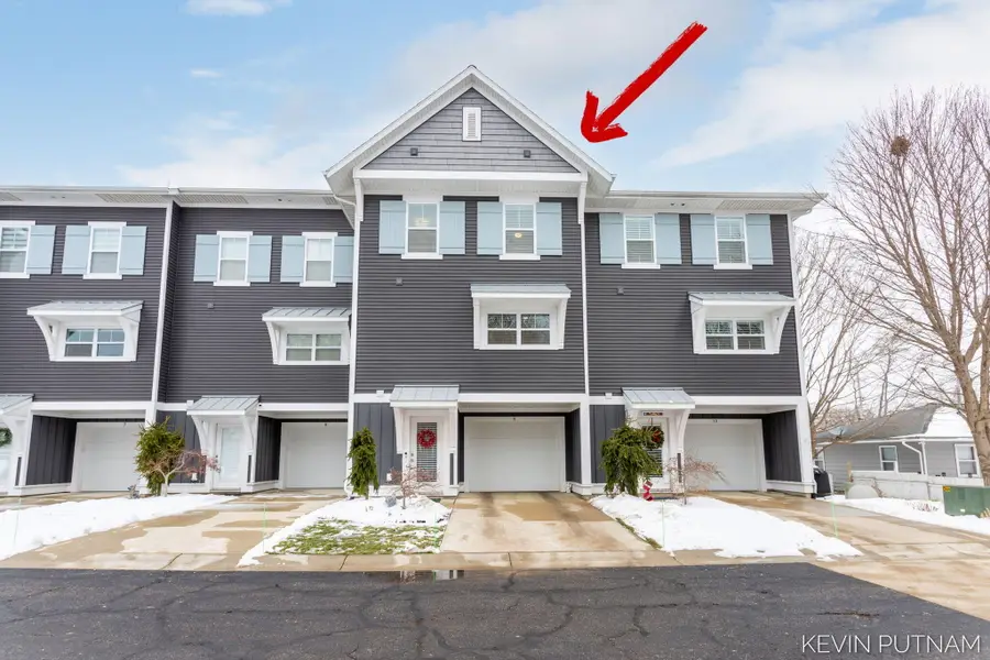 160 Keewatin Way #Unit D/9, Douglas, MI 49406 - #2