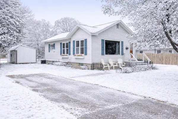 919 Lawndale Street, Ludington, MI 49431