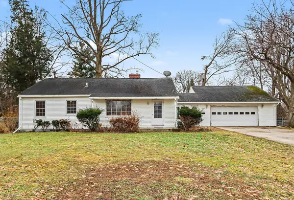 1922 Indian Road, Portage, MI 49002