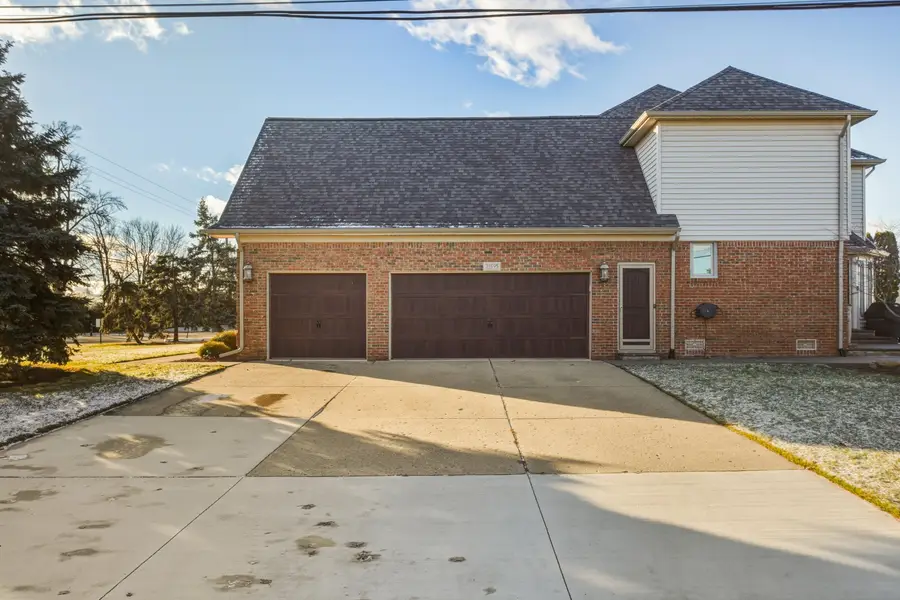 31595 North River Road, Harrison Township, MI 48045 - Image #3