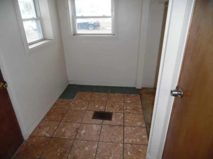 1802 W Argyle Street, Jackson, MI 49202 - Image #3