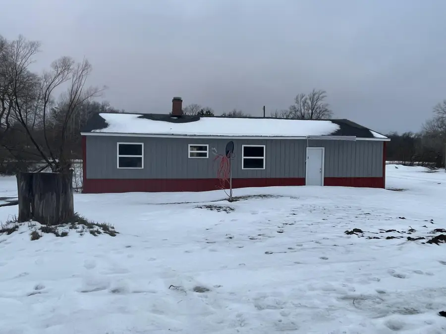 5942 N Woodbridge Road, White Cloud, MI 49349 - Image #3