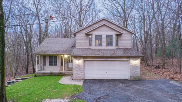 4125 Thornapple Hills Drive, Middleville, MI 49333