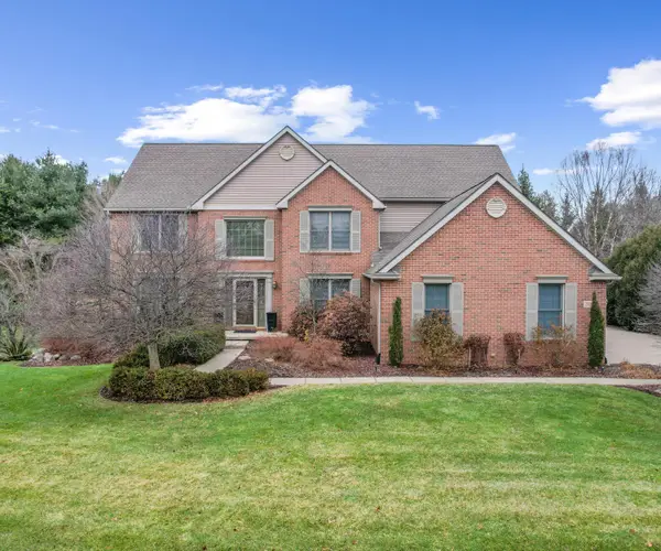 350 Huntington Drive, Saline, MI 48176