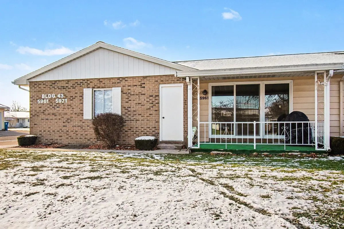 5961 Leisure South Drive Se, Kentwood, MI 49548 - Image #1