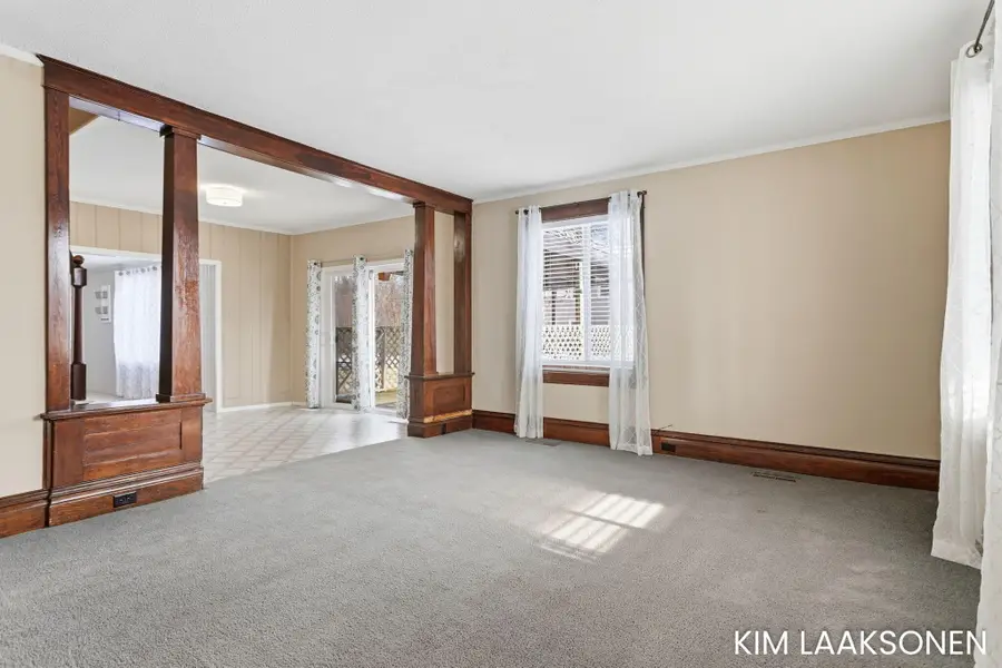 897 W 32nd Street, Holland, MI 49423 - Image #2