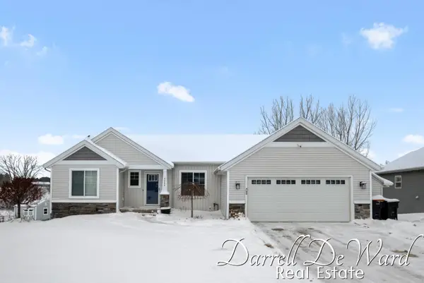 9595 Scotsmoor Court Se, Caledonia, MI 49316