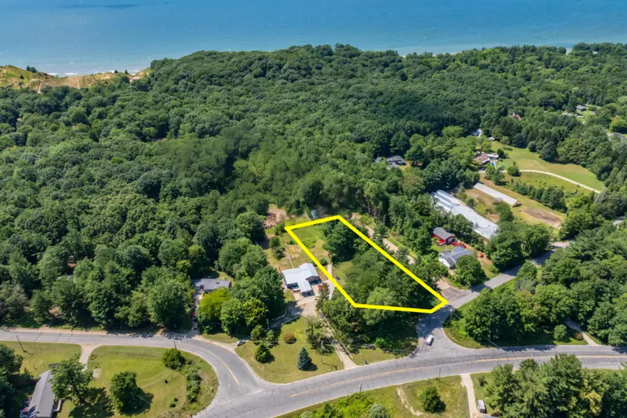 19138 77th Street, South Haven, MI 49090 - Image #2