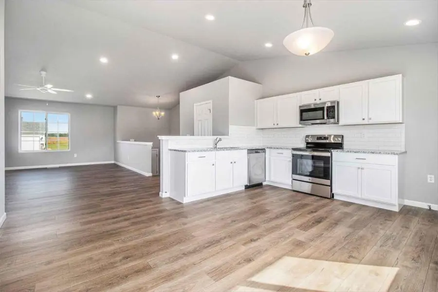 13759 Quincy Street, Holland, MI 49424 - Image #2