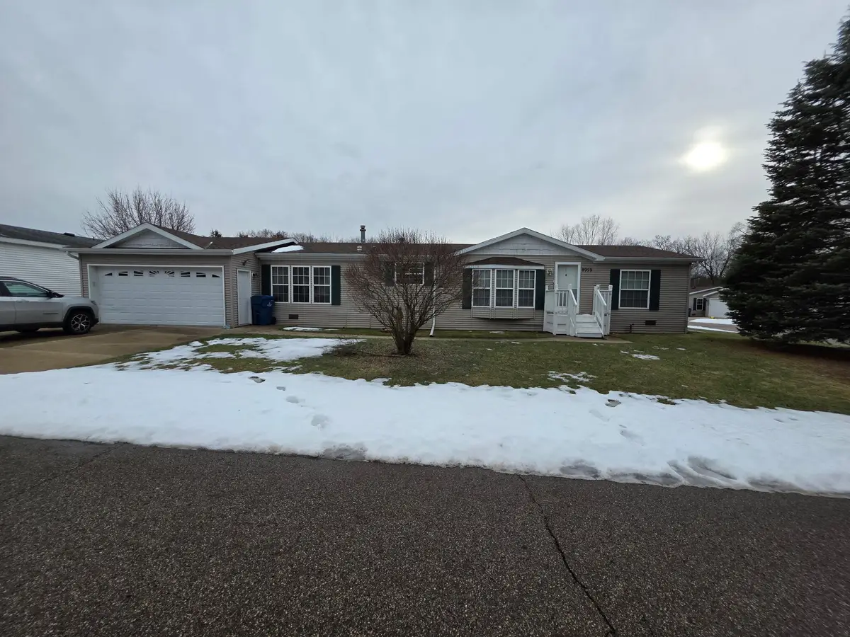 8959 Meadowview Drive, Kalamazoo, MI 49009 - Image #1
