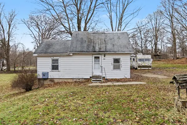 725 N Paw Paw Street, Lawrence, MI 49064