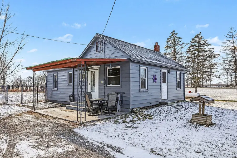 1124 E Fitchburg Road, Stockbridge, MI 49285 - Image #2