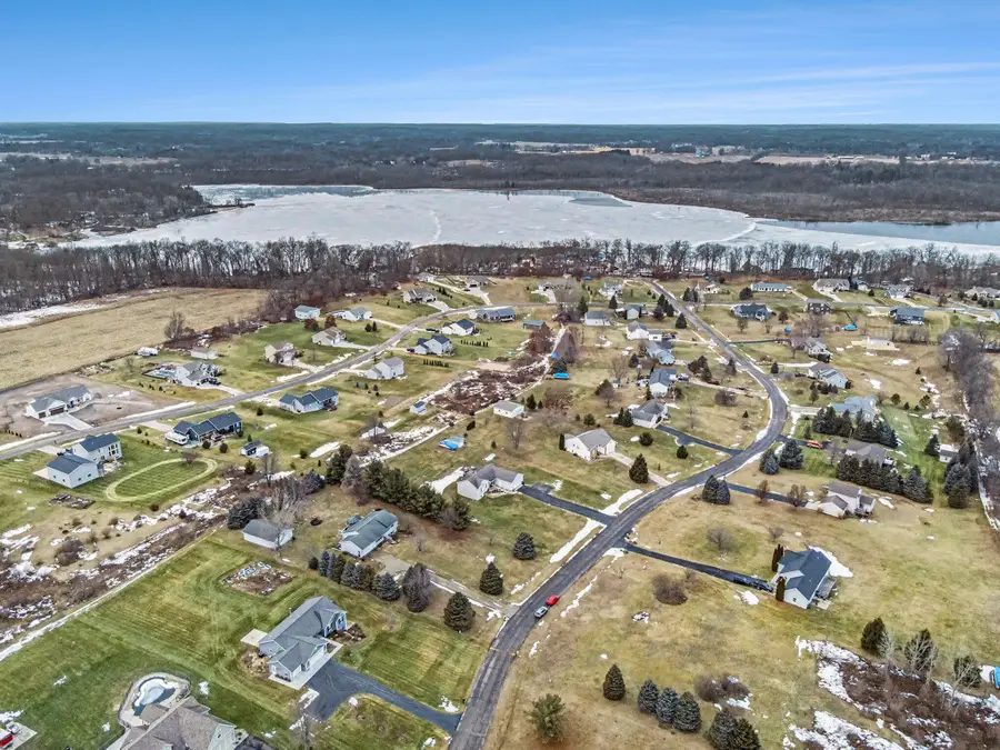 9073 Wabasis Shores Drive Ne, Greenville, MI 48838 - #2