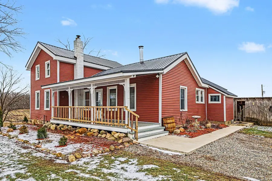 10531 Wood Road, North Adams, MI 49262 - Image #3