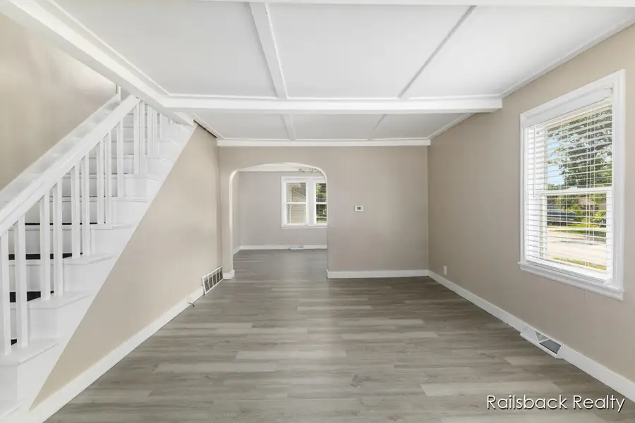 1408 E Pine Hill Avenue, White Cloud, MI 49349 - #2