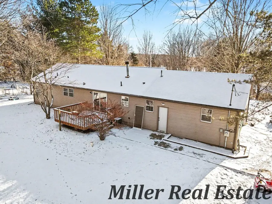 5580 Osborne Road, Delton, MI 49046 - Image #3