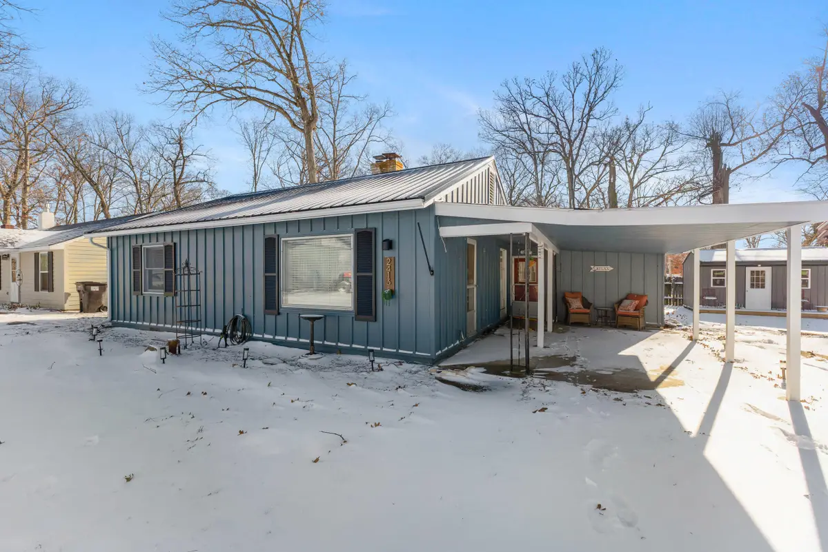 2413 Sylvan Drive, Hillsdale, MI 49242 - Image #1