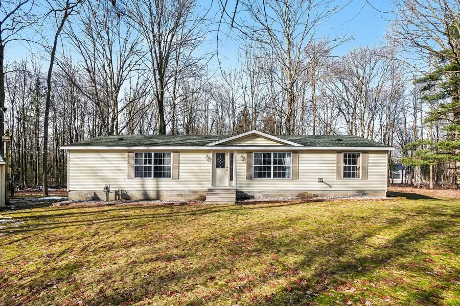 114 N Bossett Road, Ravenna, MI 49451 - Image #3