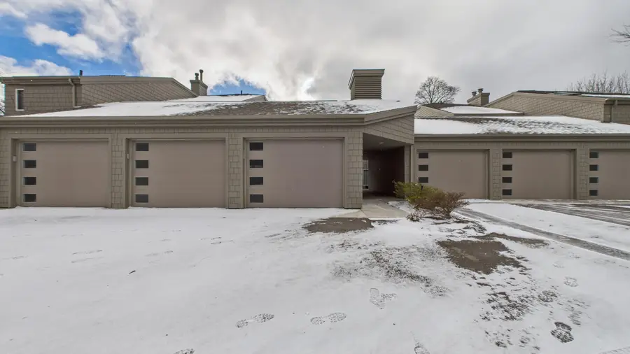 408 Ruddiman Drive #3, North Muskegon, MI 49445 - Image #2
