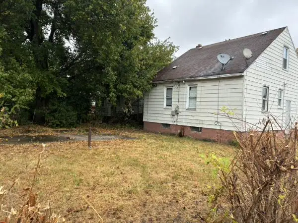 20403 Manor Street, Detroit, MI 48221 - #3