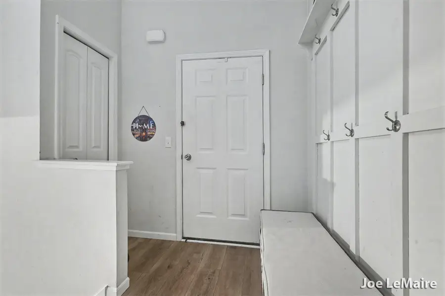 5827 Stimson Road, Middleville, MI 49333 - Image #3