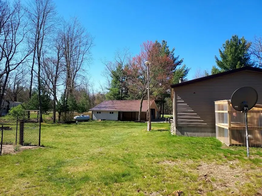 8458 S Broadway, Idlewild, MI 49642 - Image #3