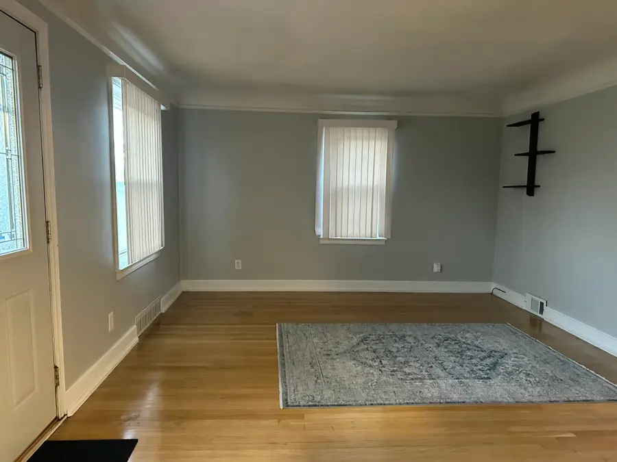 264 George Street, Trenton, MI 48183 - Image #2