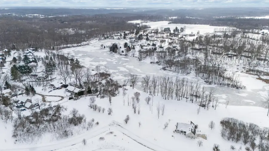 2686 W Lakeland Drive #34, Berrien Springs, MI 49103 - Image #3