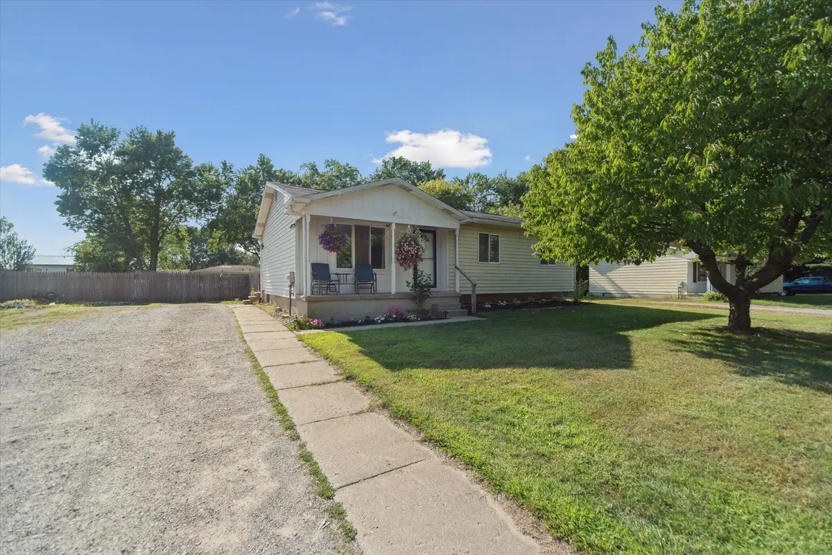 331 Scarlett Oak Lane, Perry, MI 48872 - Image #1