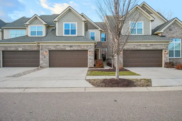 3056 N Spurway Drive, Ann Arbor, MI 48105