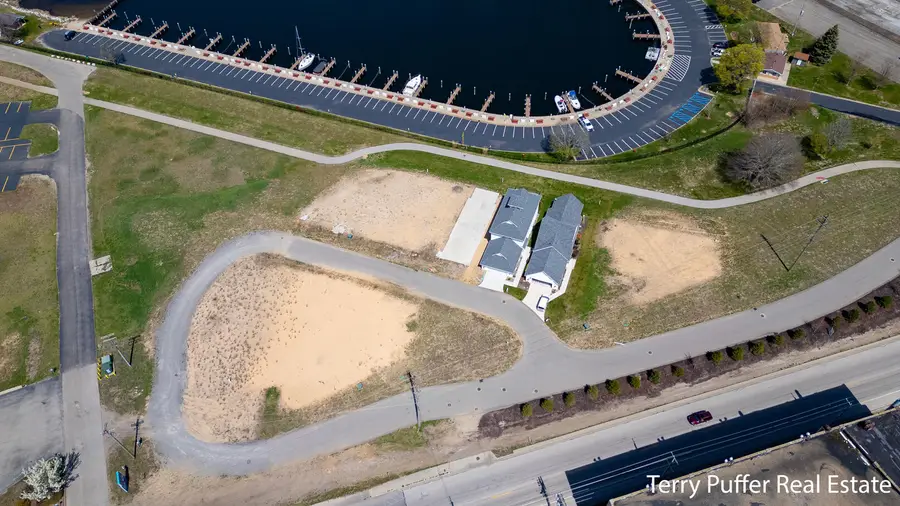 961 Boardwalk Cove Drive, Muskegon, MI 49441 - Image #2