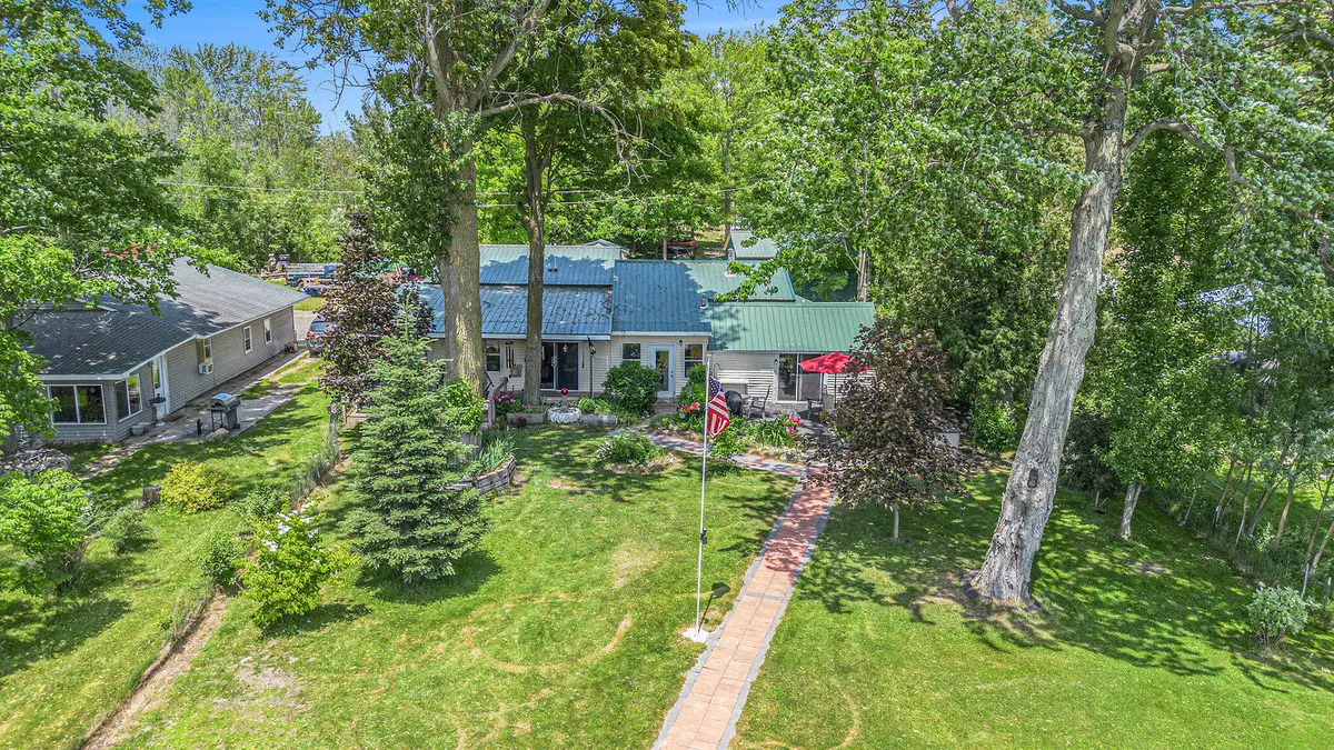 8828 Elm, Fremont, MI 49412 - Image #1