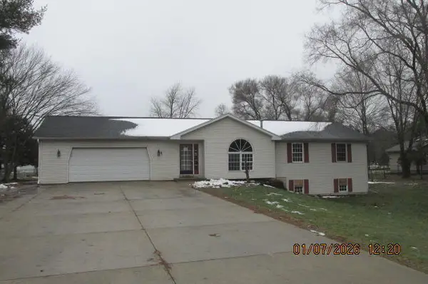 676 N 10th Street, Plainwell, MI 49080