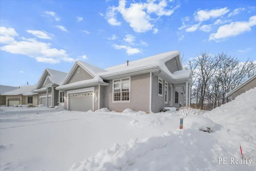 1129 Kensington Street Nw, Grand Rapids, MI 49534 - Image #3