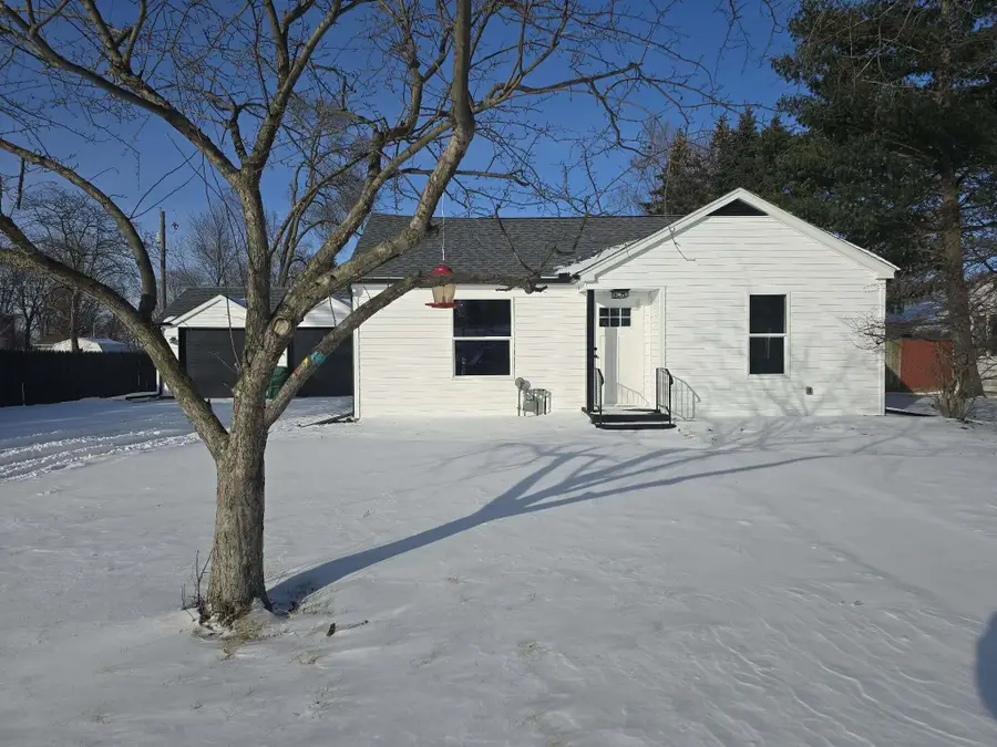 408 Heath Avenue, White Pigeon, MI 49099 - Image #2
