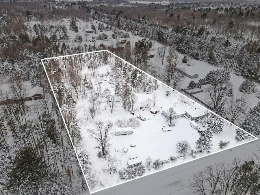 4249 S Hilton Park Road, Fruitport, MI 49415 - #2